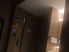 -涨巢·潮玩水疗局