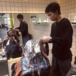 -AYO SALON