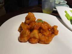 菠萝糖醋里脊肉-韵秋荷(宝山龙湖天街店)