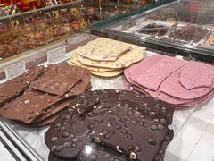 -VENCHI 闻绮(北京国贸商城店)