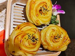 -小董哥烤串·爆汁大油边(故宫店)