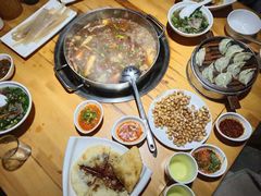 -大众跷脚牛肉馆·非遗传承单位(峨眉山店)