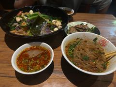 -万记麻辣烫国展总店