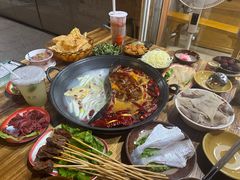 -谭记重庆老火锅(总店)