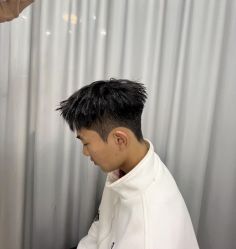 -米娜男士新国潮理发馆