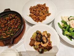 -品海楼·大连海胆锅贴馆(东港店)