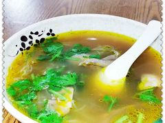 咖喱牛肉粉丝汤-黄阿姨锅贴大王(万航渡路店)