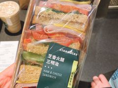 -星巴克(浦东机场T2到达店)
