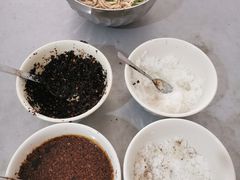 -正宗杨记普洱酸醋米线(总店)