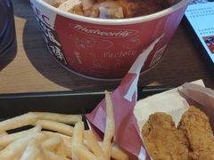 -肯德基(中纬店)