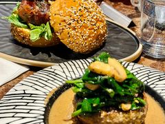 -Let'sBURGERplus·非常创意汉堡(三里屯店)