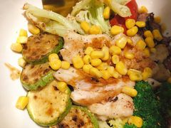 -POKEE VIA&Brunch·维娅(重庆来福士店)