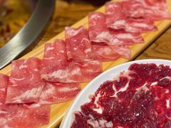 -城墙拐拐火锅(三峡广场黑金冠店)