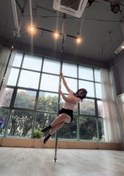 -桃秘钢管舞 Peach Pole Fitness