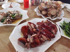 -黄记四更烤乳猪店