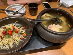 -云海肴·汽锅鸡·云南菜(天山百盛优客店)