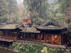 -凤栖山