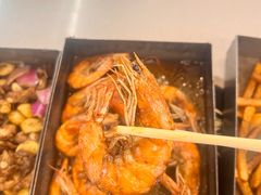 -老东镇啤酒屋海鲜加工·蒸汽海鲜·海鲜烧烤(台东店)