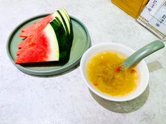 银耳汤-鲜潭蒸汽石锅鱼(五道口购物中心店)