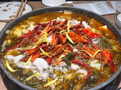 -山城外·非遗酸菜鱼(蜀都万达店)