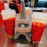 炫一口👀冰博克牛奶🥛调的奶茶