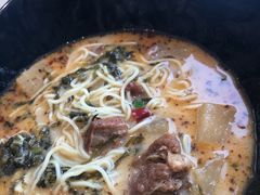 -百事佳烧鸭牛腩(上海虹桥站店)