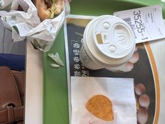 -麦当劳(假日广场店)