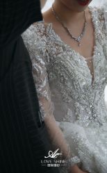 -LOVE SHINE婚纱·红鼎庄龙凤褂·妈妈装定制