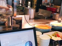 -圣丰索菲特·2 On 988 Café 自助餐厅