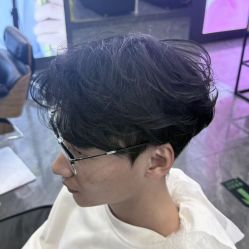 -藤野造型烫染·漂发