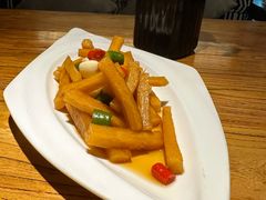 -苹果树下艺术餐厅(宋庄店)