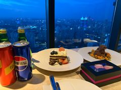 -上海龙之梦万丽酒店