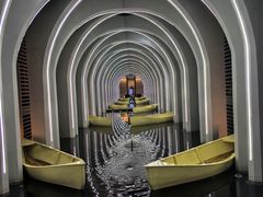 -涨巢·潮玩水疗局