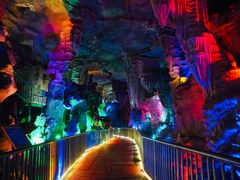 -泰安地下龙宫景区