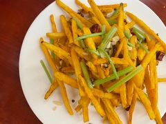 -鑫胜私房菜(球场路店)