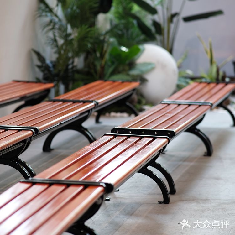         嗯☕️这里还真的挺不错🌟🌟🌟🌟