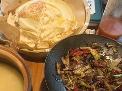 -那家老院子东北菜·饺子·小鸡炖蘑菇(艳华街店)