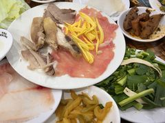 -桥香园云南过桥米线(金马碧鸡店)