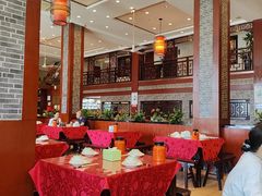-侬佳蒸菜馆(听潮店)