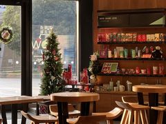 -星巴克臻选(莘庄仲盛店)