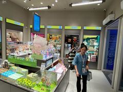 -泡泡玛特POPMART (北京超极合生汇店)