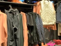 -NIKE品牌体验店(金源新燕莎店)