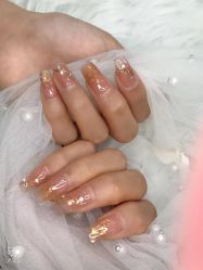 -苏彩·皮肤管理美甲美睫
