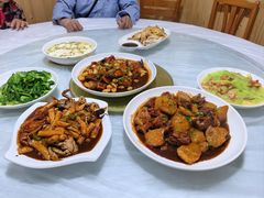 -小六农家乐(崇明西沙湿地店)