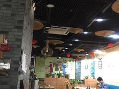 大堂-老边饺子馆(西站店)
