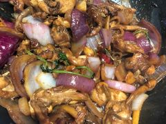 -胡须佬鸡煲四季火锅店(石厦西村直营店)