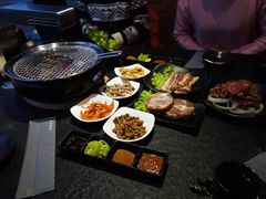 -大众食代铁板烧烤肉自助餐厅