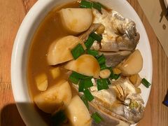 -荣小馆(椒江青悦城店)