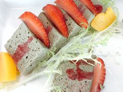 -亚洲国际大酒店·云顶阁旋转自助餐厅