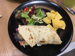 -HELLO 27 意面·沙拉·帕尼尼